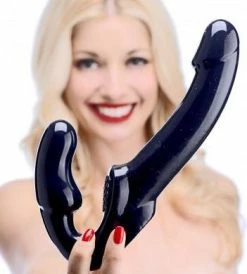 Riemenloser Strap-On G-Punkt Dildo